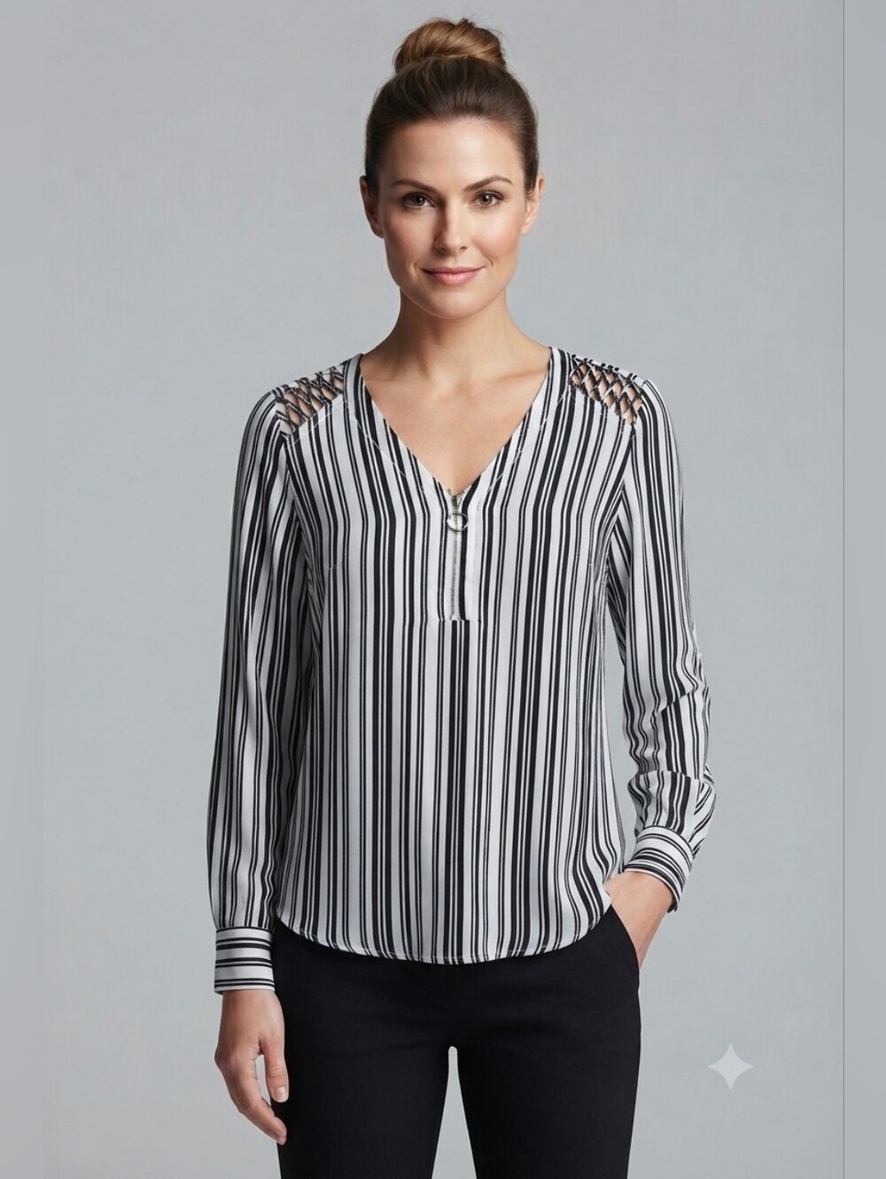 Candies Women’s Black & White Striped Long Sleeve 1/4 Zip Up Blouse Size Small